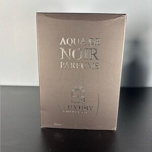 Aqua De Noir Parfums Luxury Collection